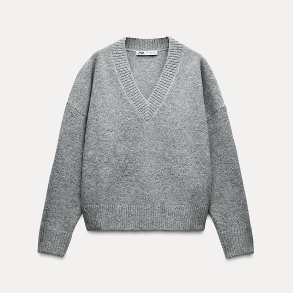 Zara Sweaters - Zara sweater